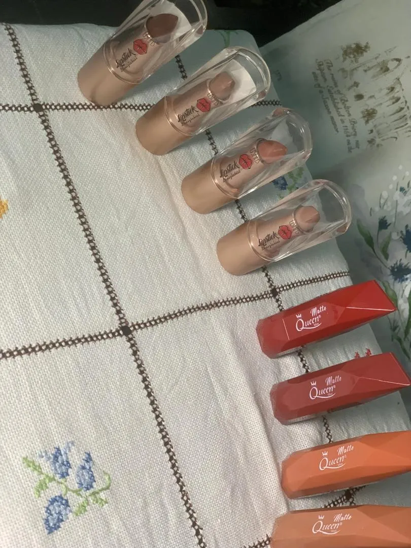 Photo 3 - Rouge à lèvres