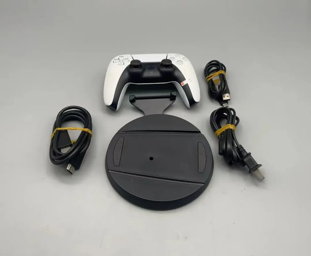Photo 3 - PS5